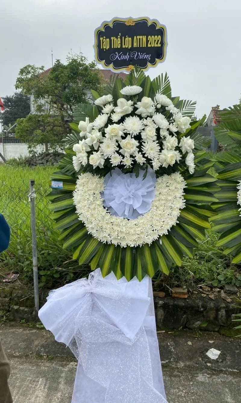 Hoa chia buồn (HV-960)