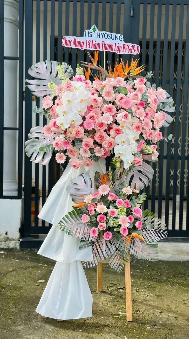 Kệ hoa chúc mừng (KT-511)